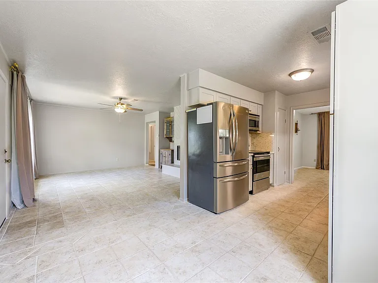 16019 Fathom Ln — Photo 12