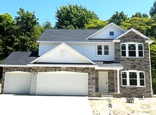 4515 Luther Path St, Joseph, MI 49085