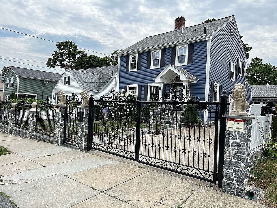 2nd image of 102 Roanoke St
