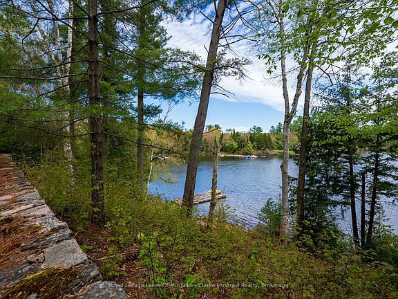 4th image of 250 Clear Lake Rd