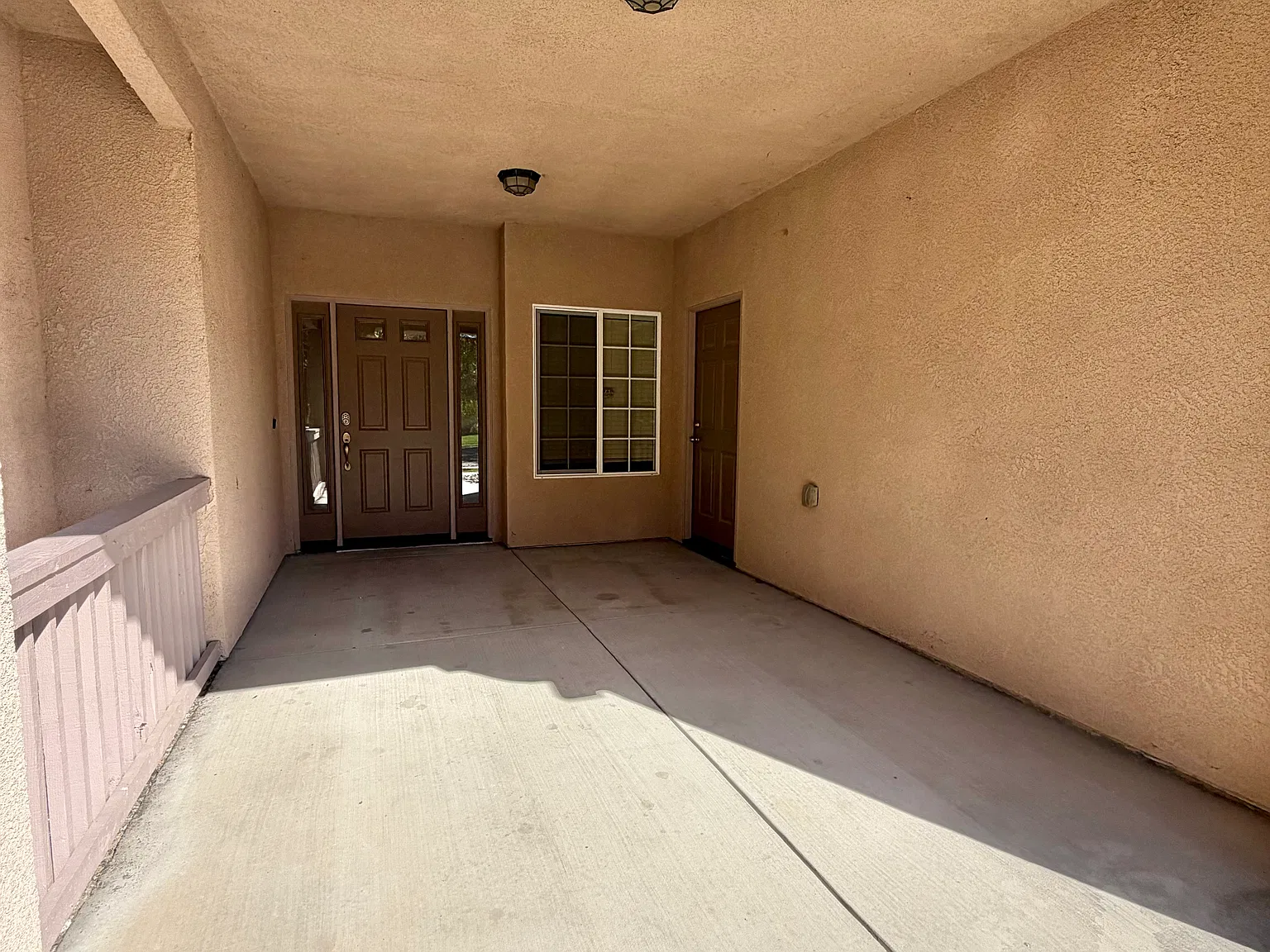 3 bed, 2512 sqft, $2,750 — Photo 2