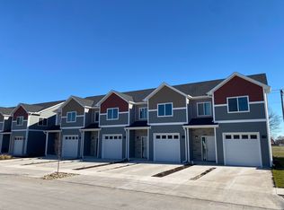 461 7th Ave, Columbus, NE 68601