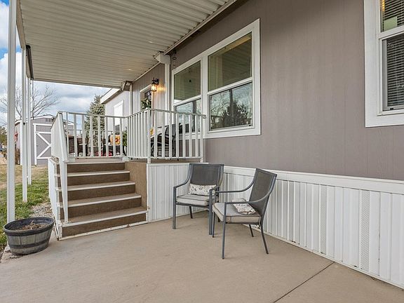 3rd image of 435 32nd Rd #56