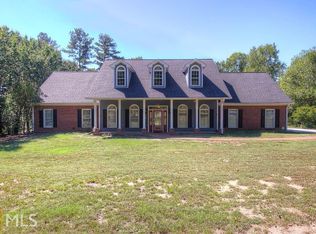 945 Hiram Davis Rd, Lawrenceville, GA 30045