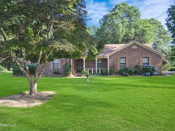 2nd image of 3171 Summerhill Dr