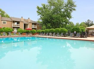 1640 Woods Rd APT K, Winston Salem, NC 27106