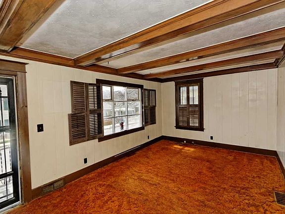 3rd image of 126 Central Ave