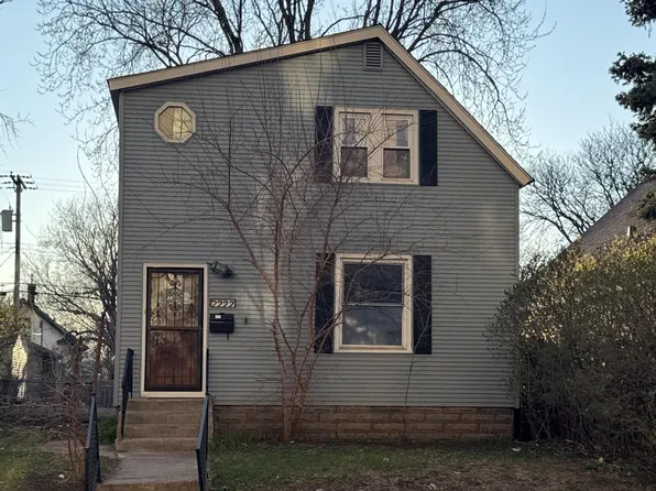 2222 California St NE, Minneapolis, MN 55418