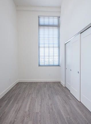 5th image of 326 Fern St APT 501