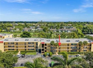1084 Forest Lakes DR #206, NAPLES, FL 34105