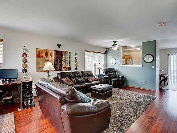 5th image of 558 N Triumph Ct #27-6