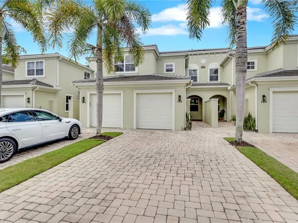 1335 Mariposa Cir #4103, Naples, FL 34105