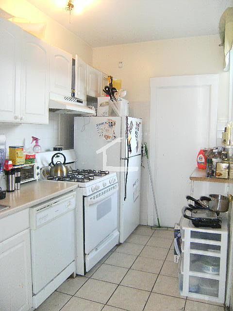 1st image of 74 Egmont St #05PH