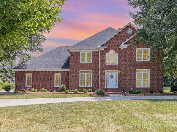 1900 Windmere Dr, Monroe, NC 28110