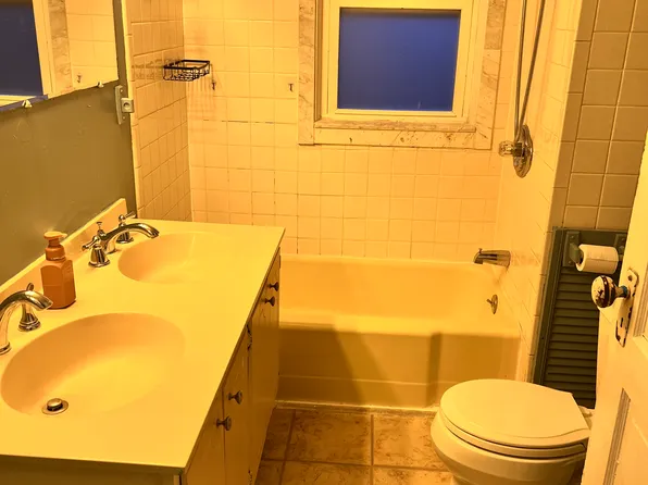 25 Borthwick Ave Floor 2, Delmar, NY 12054