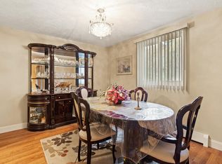 100 Fellsview Ter APT 106, Stoneham, MA 02180