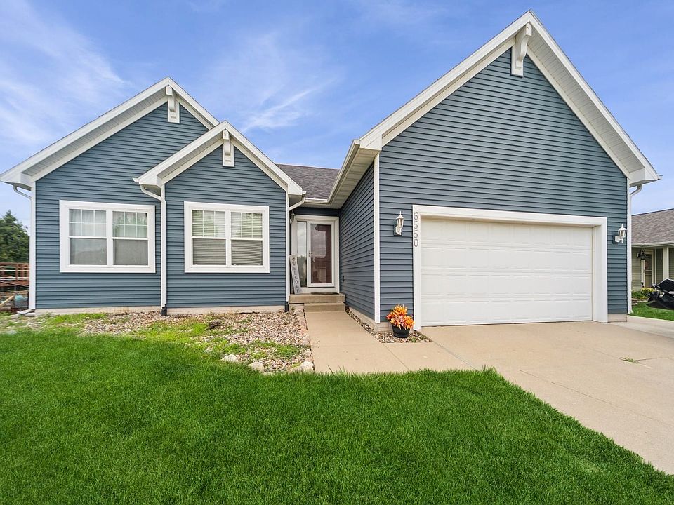 1st image of 6550 SE Sunsplash Dr