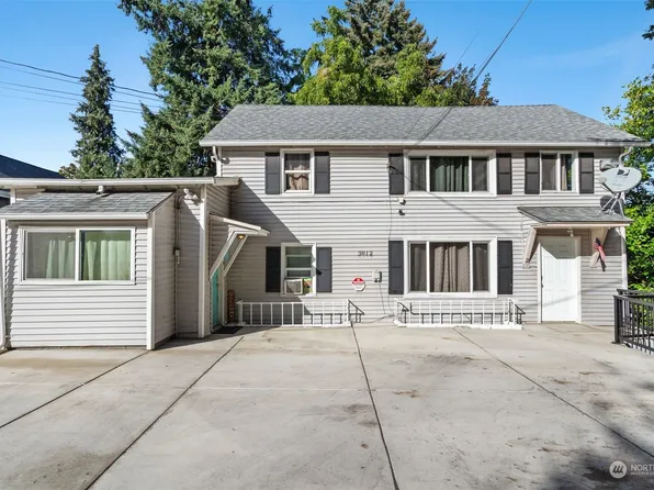 3812 R Street, Vancouver, WA 98663