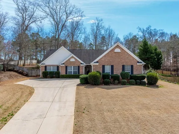 6229 Huckleberry Rdg, Flowery Branch, GA 30542