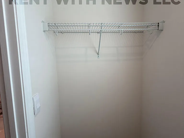 105 Brookberry Ct — Photo 31