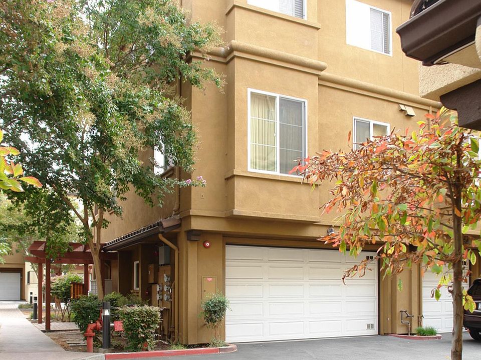 1st image of 225 San Antonio Pl