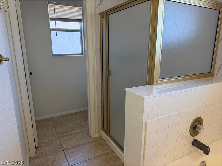 9509 Swan Bay Dr — Photo 46