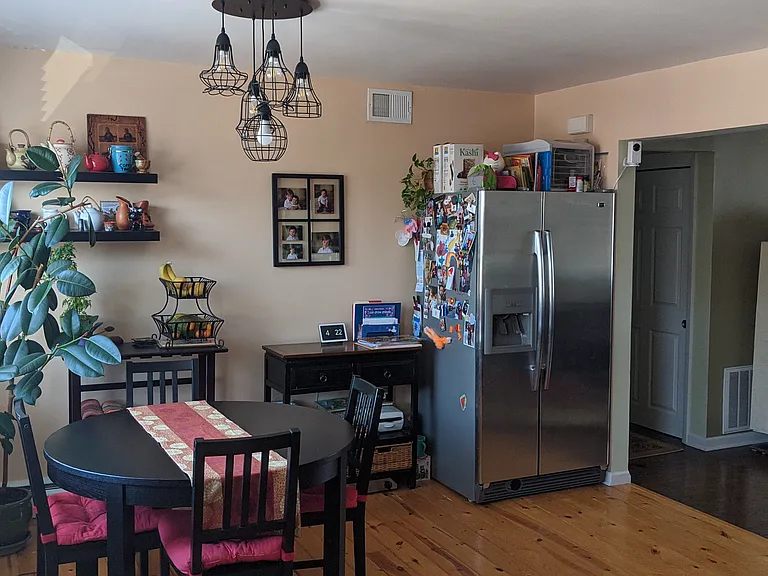 2654 W Rascher Ave #303 — Photo 18