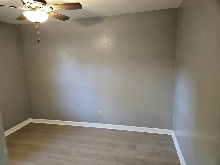 1417 Orange Ave W — Photo 16
