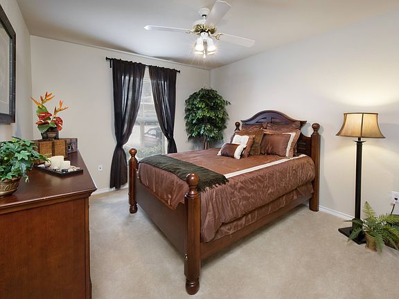 4th image of 1111 Lexington Ave APT 1923