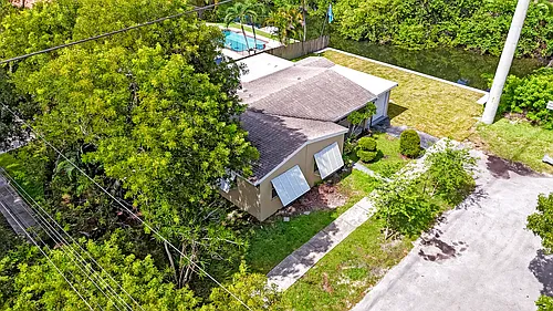 3002 Arthur St Photo 1