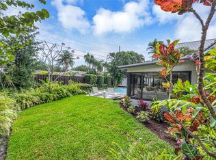 1950 Harbourview Dr, Fort Lauderdale, FL 33316