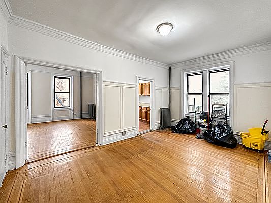 5th image of 69 Tiemann Pl #8A