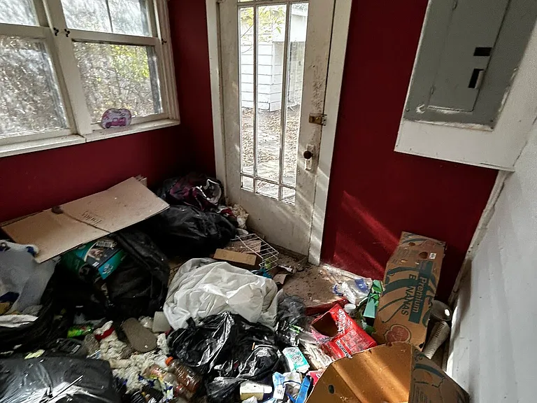 106 Locust St — Photo 29