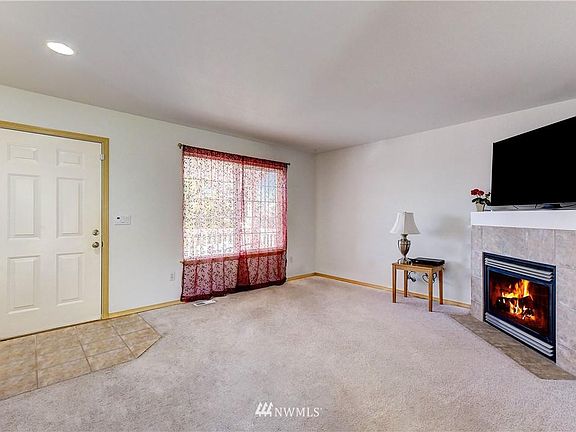 4th image of 5027 60th Ave NE