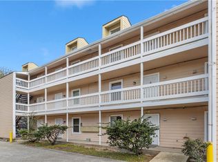 4841 Zenith St, Metairie, LA 70001