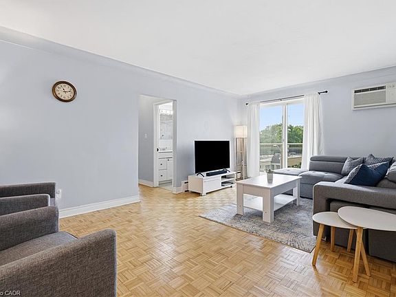 5th image of 87 Saint George St #403