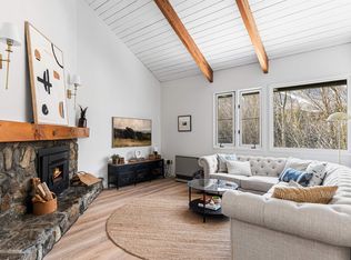 100 Bridges Resort Cir, Warren, VT 05674