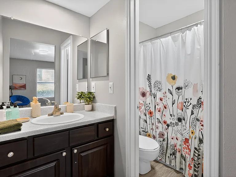 Landmark at Wynton Pointe Apartment Homes — Photo 27