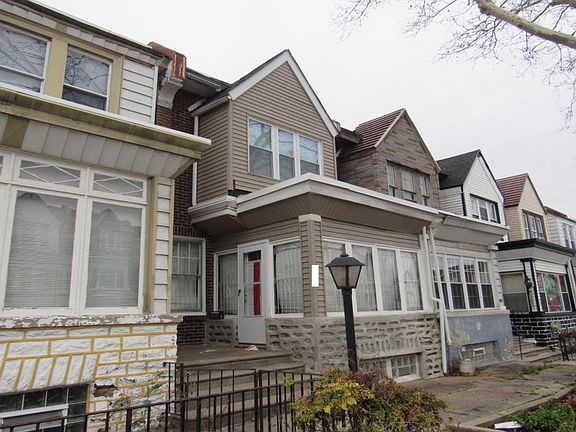 3rd image of 5813 N Camac St