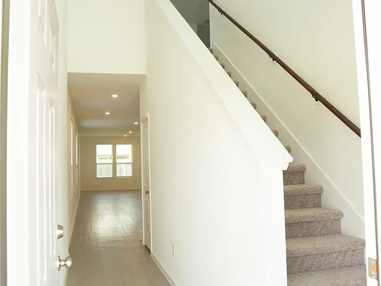 26255 Arrowleaf Dr — Photo 3