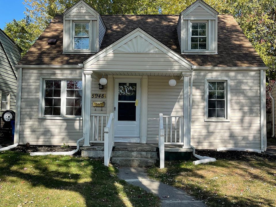 1st image of 25948 Hanover St