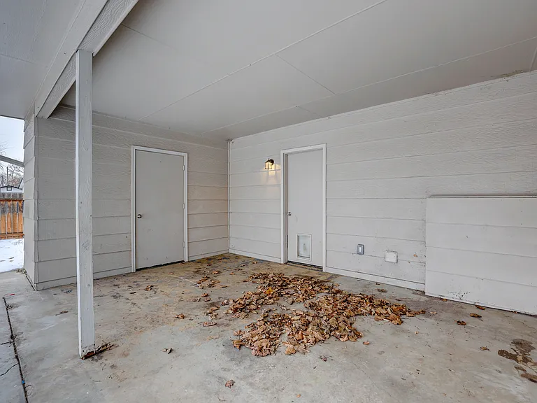 8290 W Amherst Dr — Photo 21