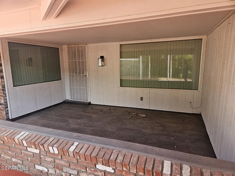 10000 Honolulu Dr — Photo 21