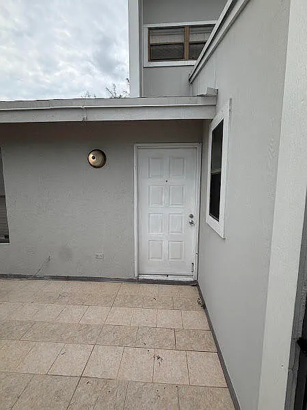 2 bed, 2.0 bath, 1005 sqft, $2,100 — Photo 4