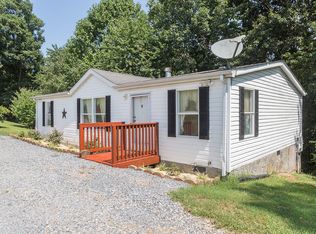 2392 Hales Ford Rd, Moneta, VA 24121