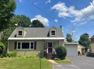 443 Sylvan St, Oneida, NY 13421