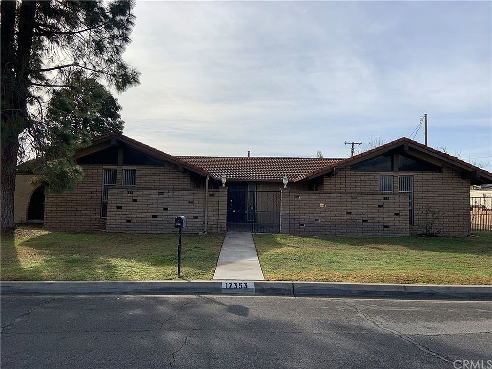 1st image of 17353 El Molino St