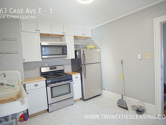 5th image of 363 Case Ave E #1