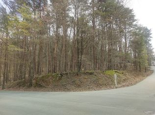 121 Cherokee Dr, Waleska, GA