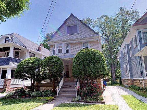 2nd image of 1363 Belle Ave